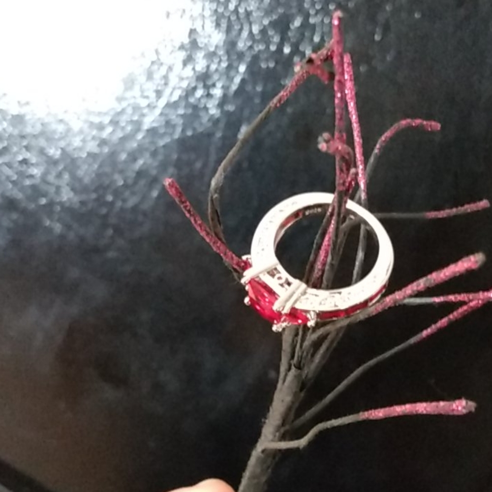Ring - Picture 2 of 2